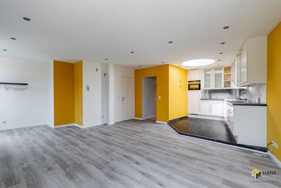Appartement te koop in DEURNE