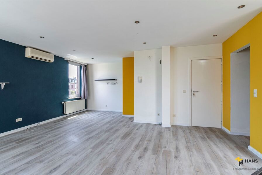Appartement te koop in DEURNE