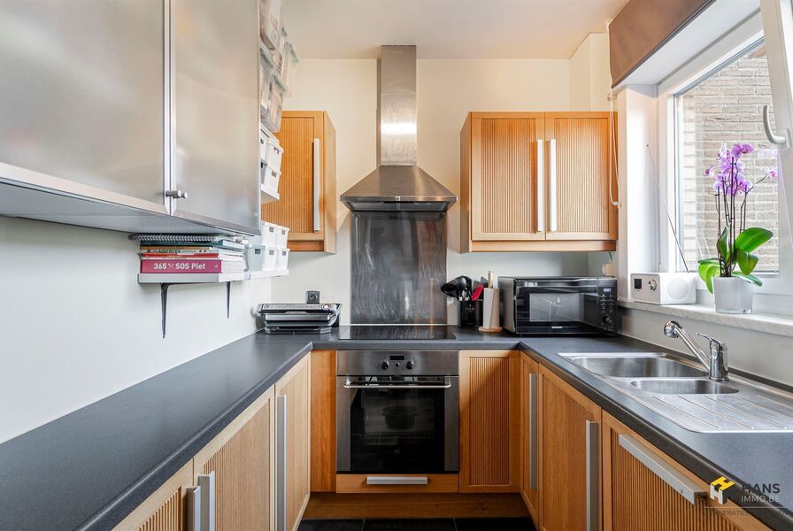 Bel-etage te koop in HOEVENEN
