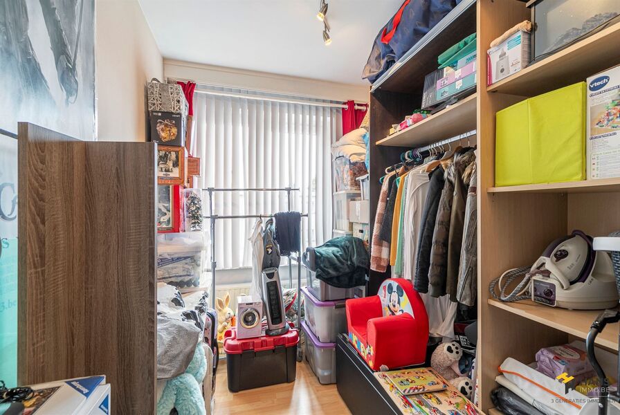 Bel-etage te koop in HOEVENEN