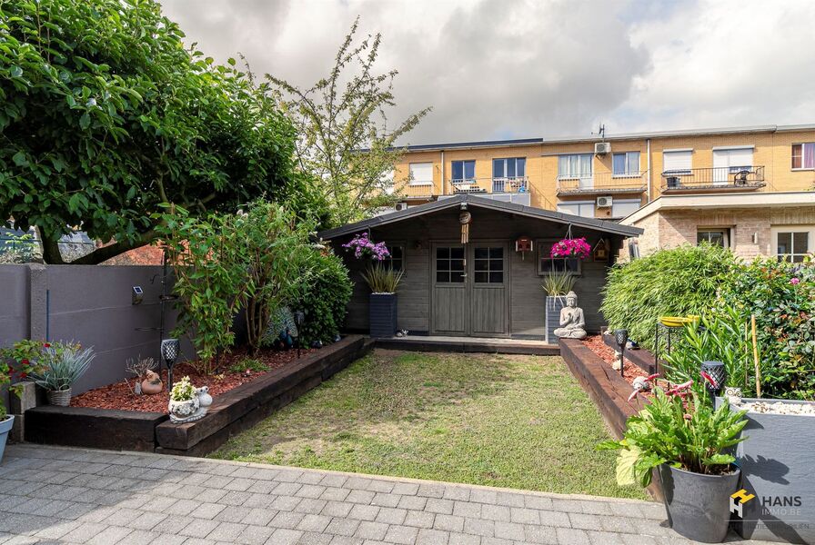 Bel-etage te koop in HOEVENEN