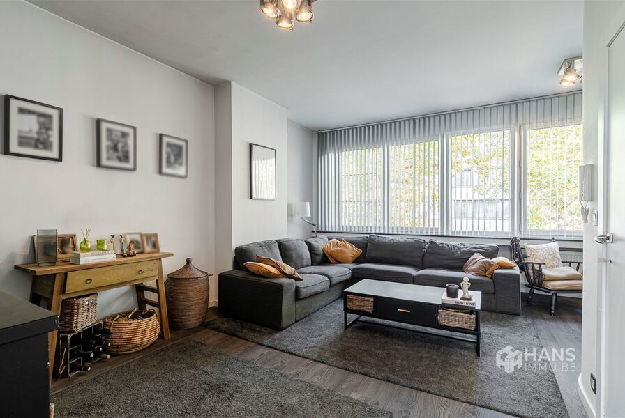 Bel-etage te koop in MERKSEM