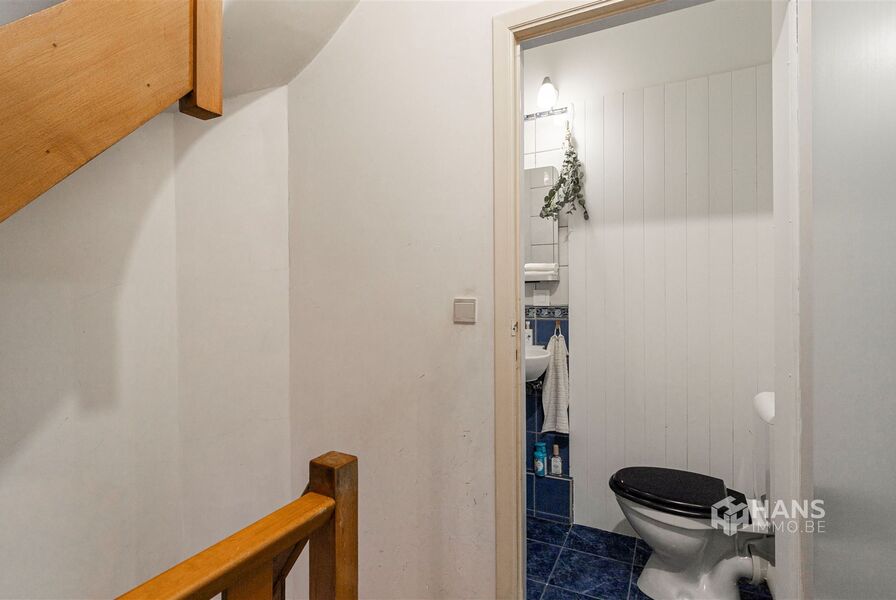 Bel-etage te koop in MERKSEM
