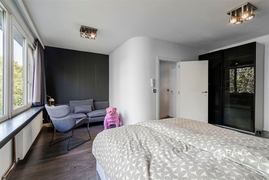 Bel-etage te koop in MERKSEM
