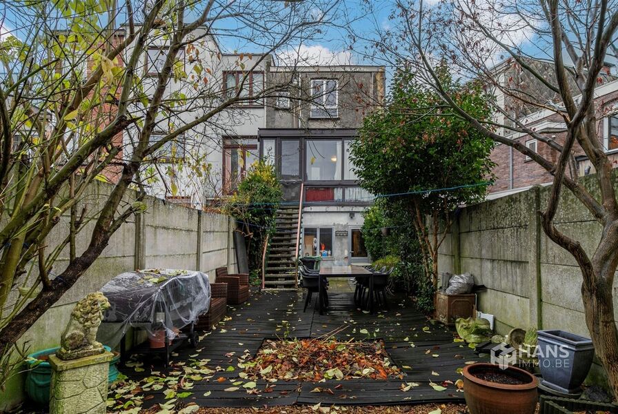 Bel-etage te koop in MORTSEL