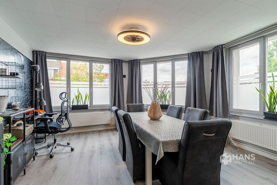 Commercieel gebouw te koop in MERKSEM