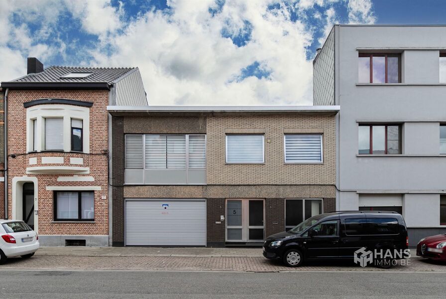 Commercieel gebouw te koop in MERKSEM