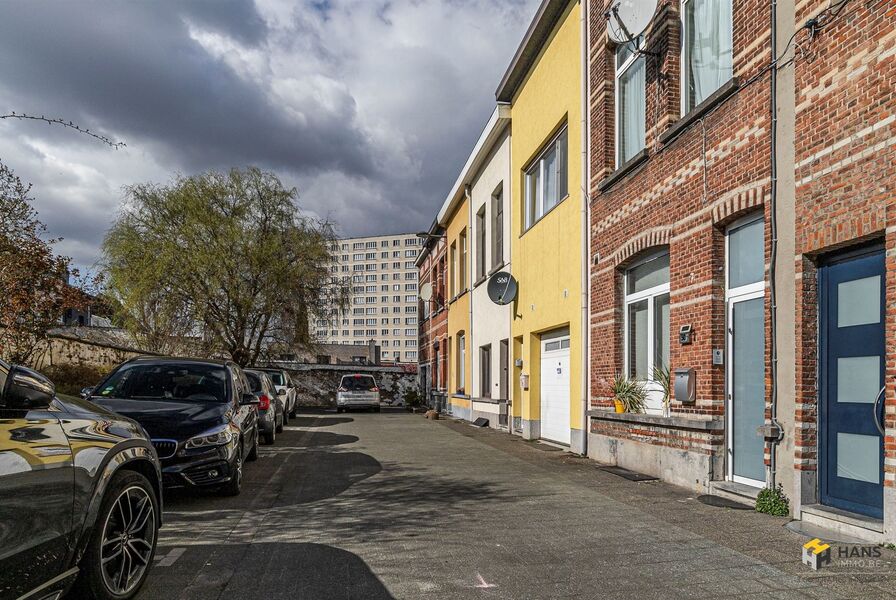 Eengezins woning te koop in ANTWERPEN