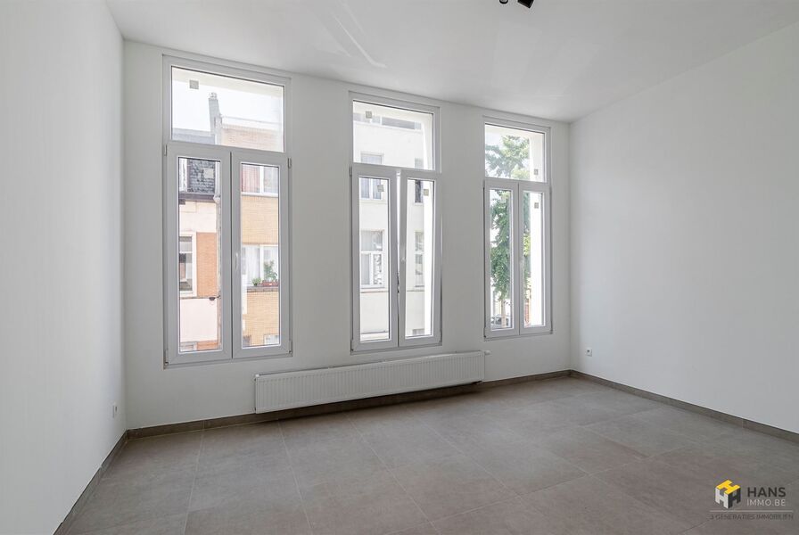 Eengezins woning te koop in ANTWERPEN