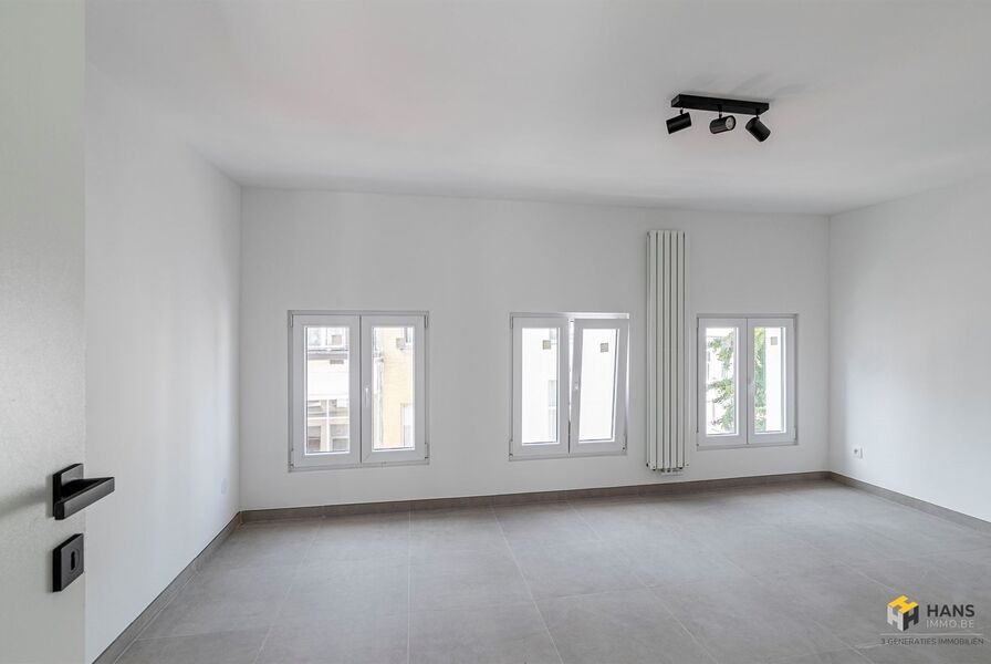 Eengezins woning te koop in ANTWERPEN