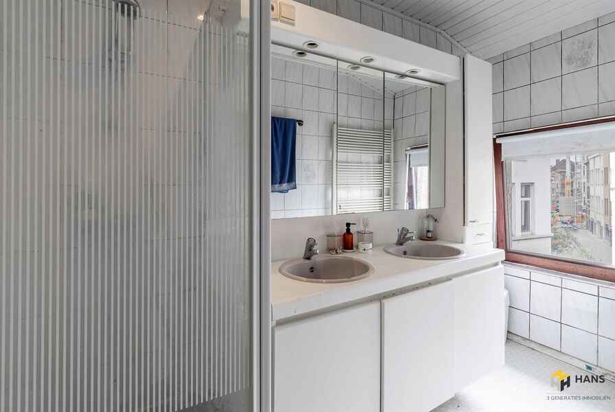 Eengezins woning te koop in ANTWERPEN