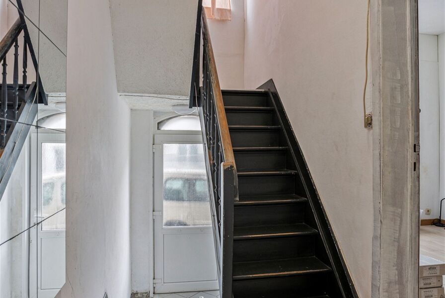 Eengezins woning te koop in DEURNE