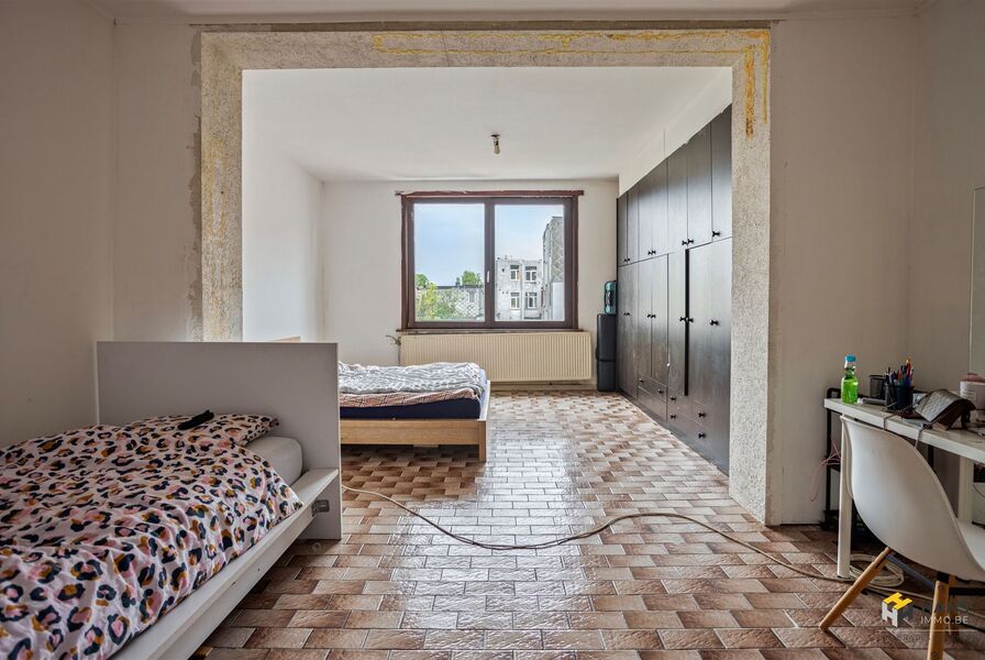 Eengezins woning te koop in DEURNE