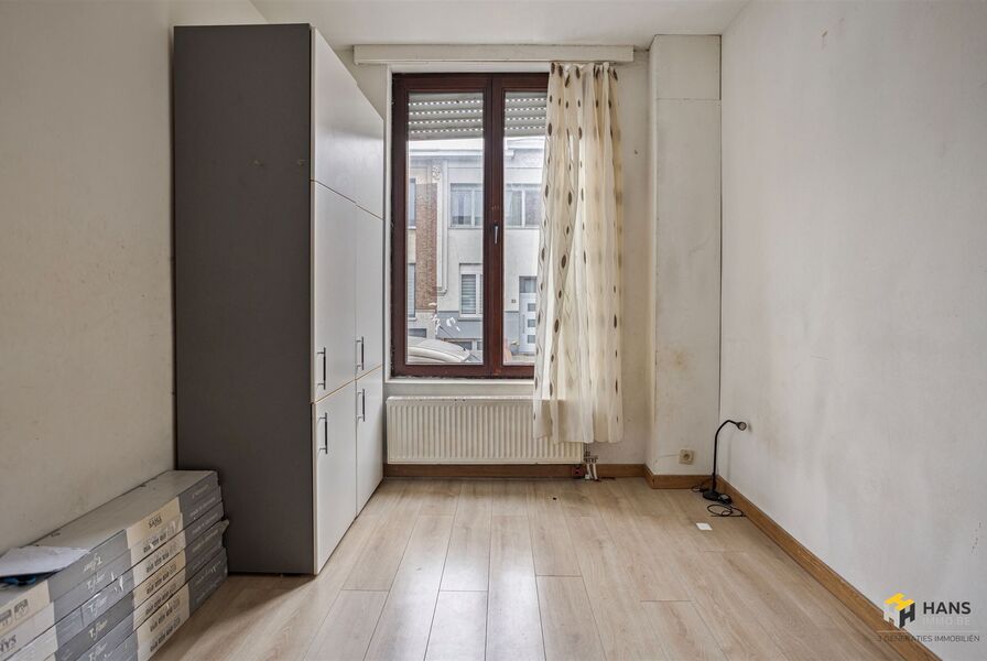 Eengezins woning te koop in DEURNE