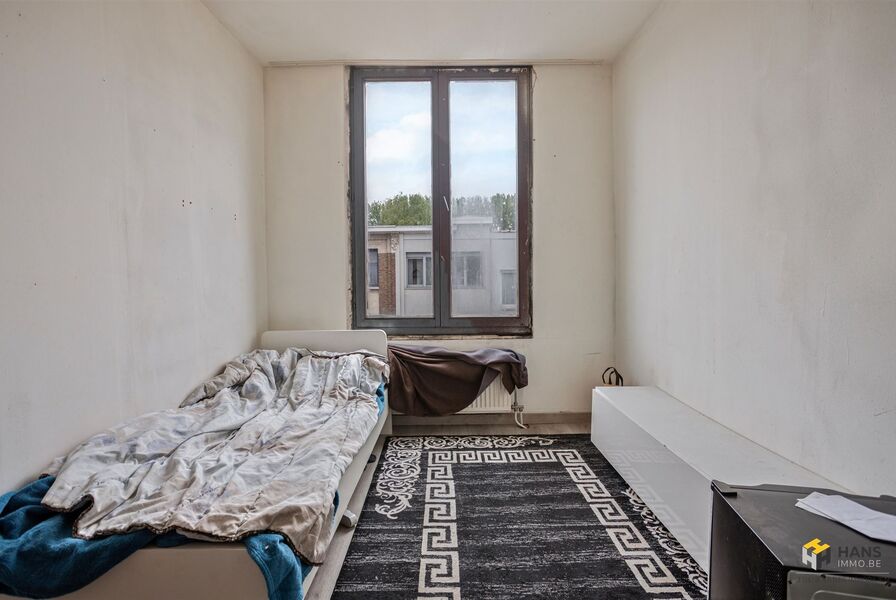 Eengezins woning te koop in DEURNE