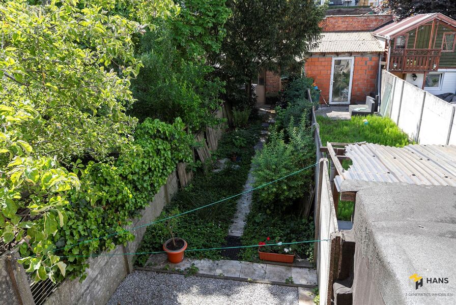 Eengezins woning te koop in DEURNE