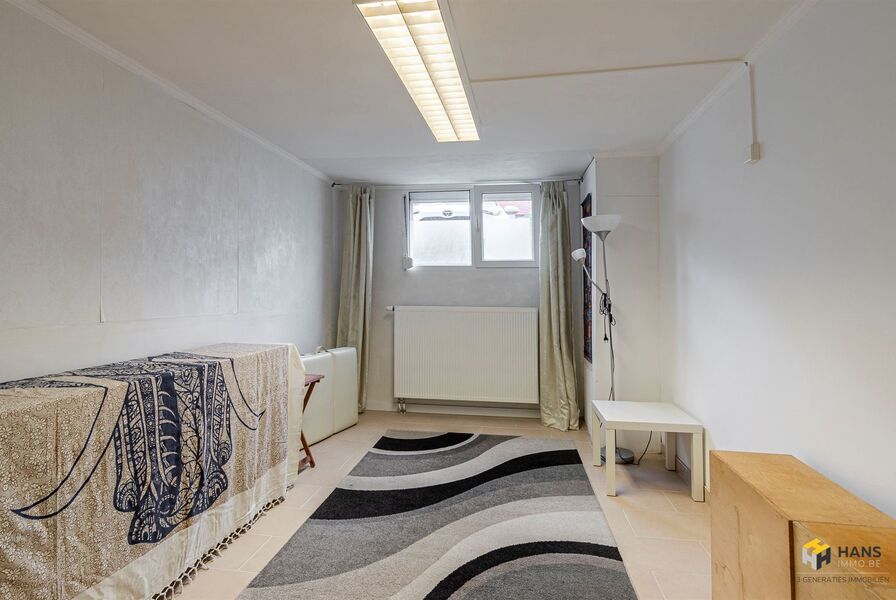 Eengezins woning te koop in DEURNE