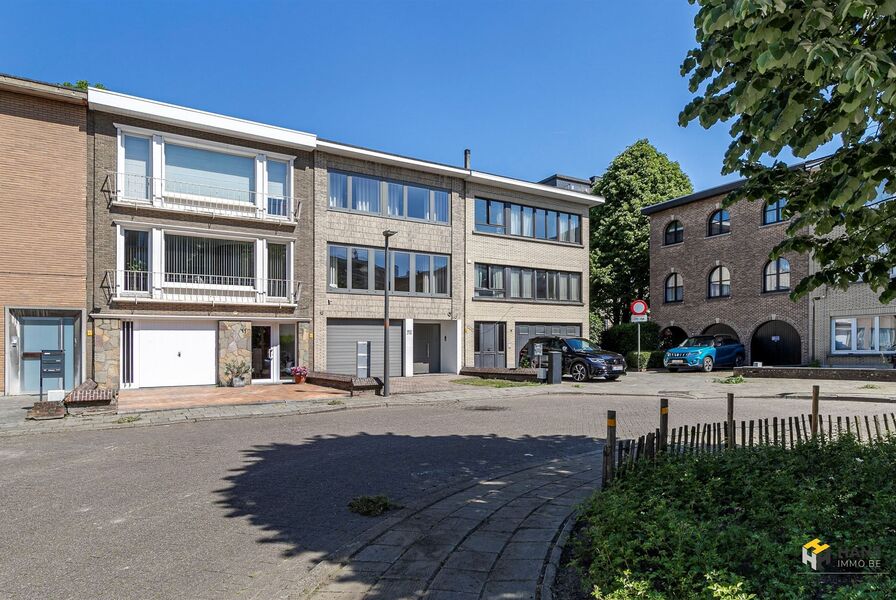Eengezins woning te koop in DEURNE