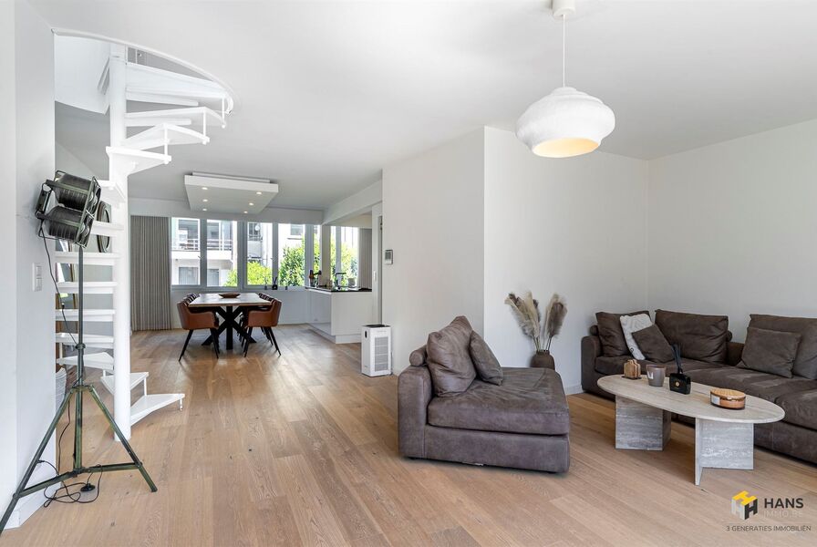 Eengezins woning te koop in DEURNE
