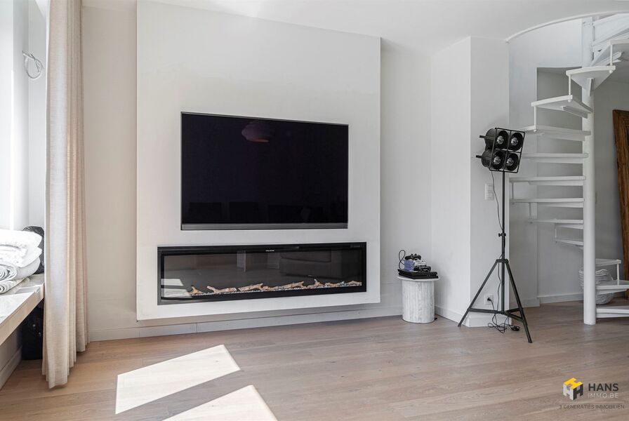 Eengezins woning te koop in DEURNE