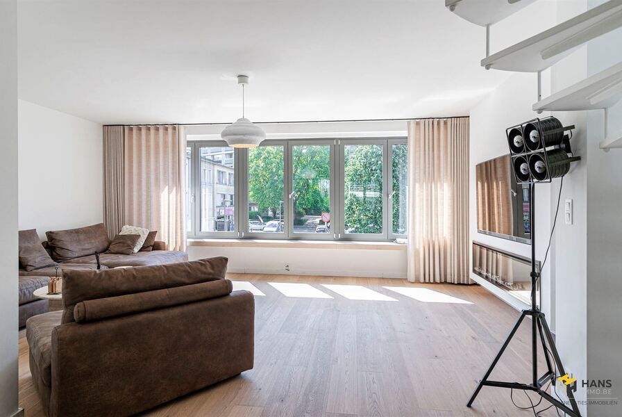 Eengezins woning te koop in DEURNE