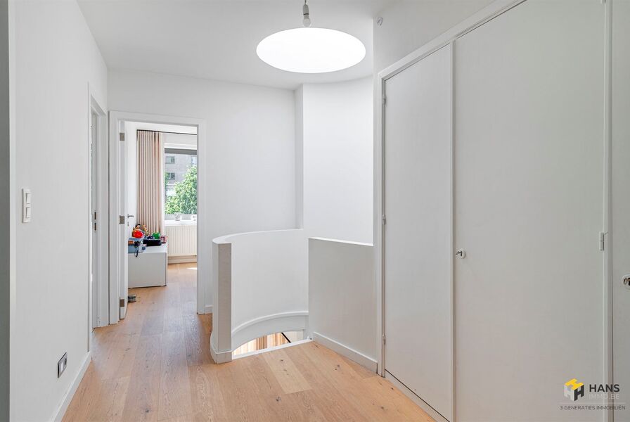 Eengezins woning te koop in DEURNE
