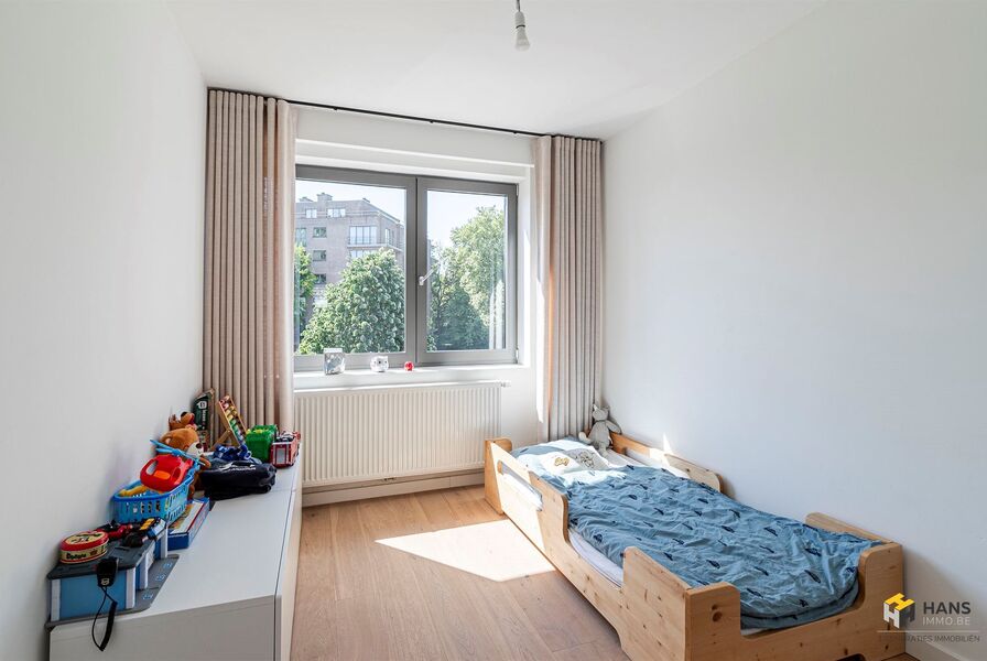 Eengezins woning te koop in DEURNE