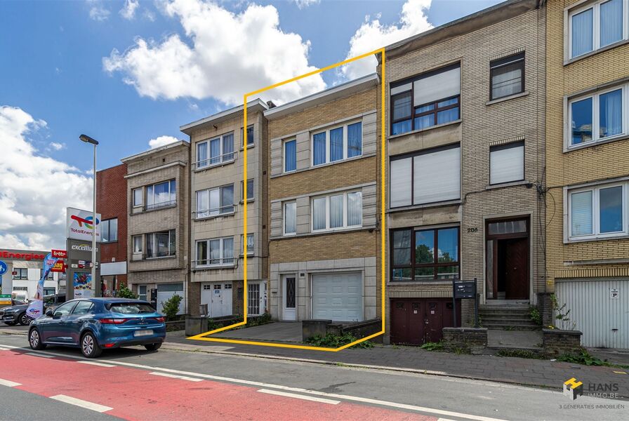 Eengezins woning te koop in DEURNE