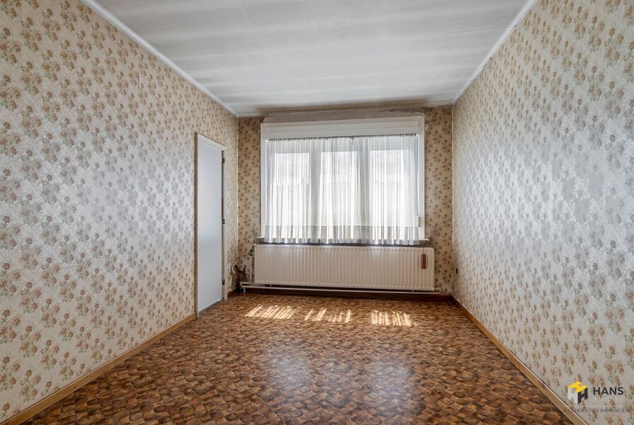 Eengezins woning te koop in DEURNE