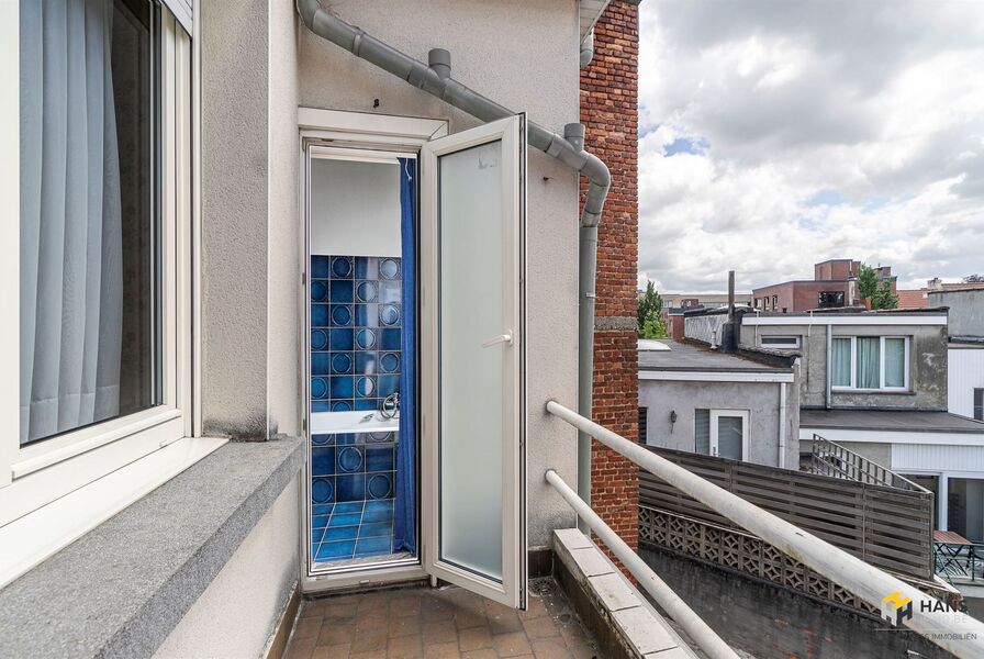 Eengezins woning te koop in DEURNE