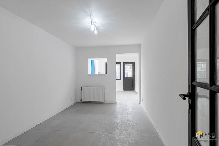 Eengezins woning te koop in DEURNE