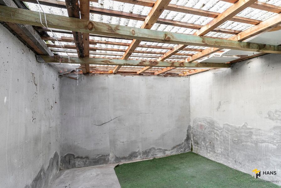 Eengezins woning te koop in DEURNE