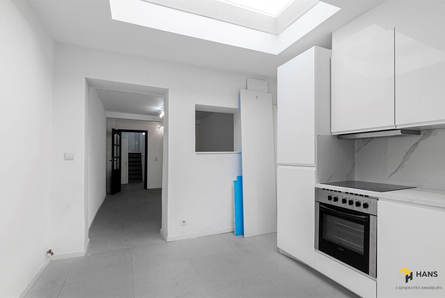 Eengezins woning te koop in DEURNE