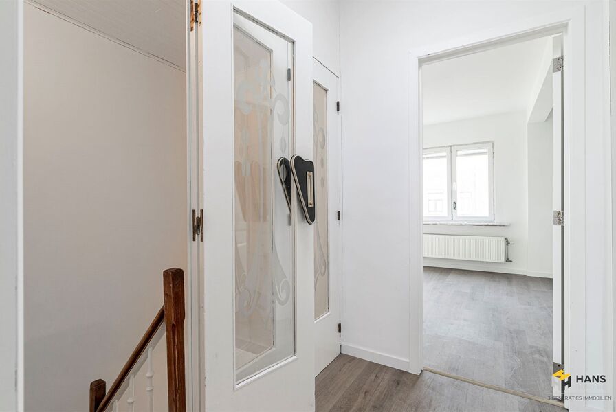 Eengezins woning te koop in DEURNE