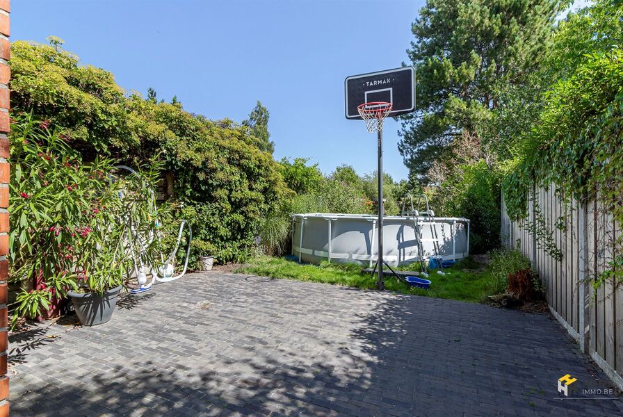 Eengezins woning te koop in SCHOTEN