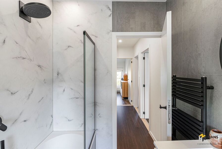 Eengezins woning te koop in SCHOTEN
