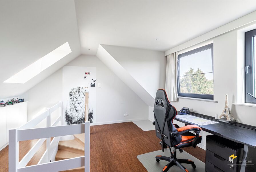 Eengezins woning te koop in SCHOTEN