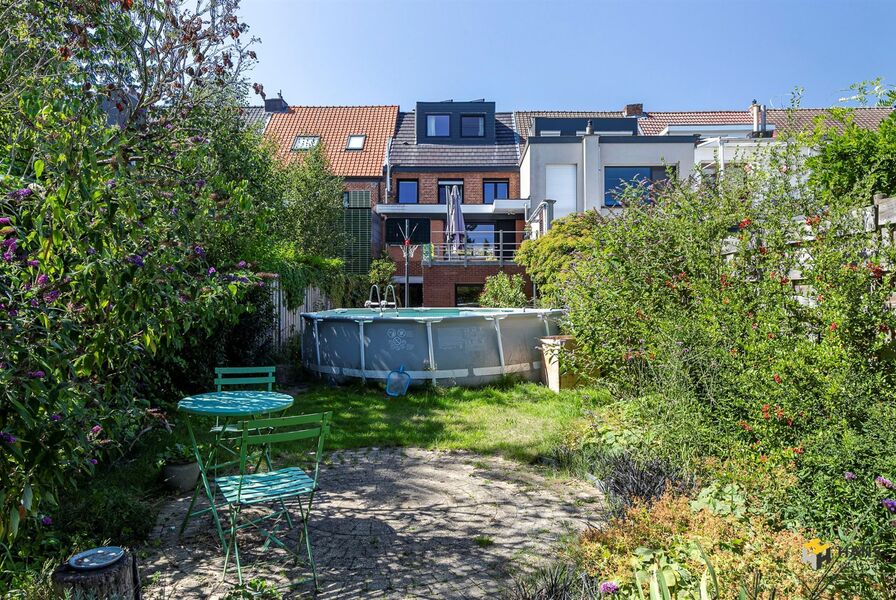 Eengezins woning te koop in SCHOTEN