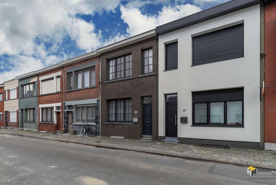 Eengezins woning te koop in ANTWERPEN
