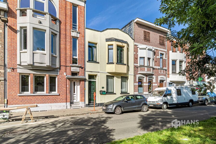Eengezins woning te koop in ANTWERPEN