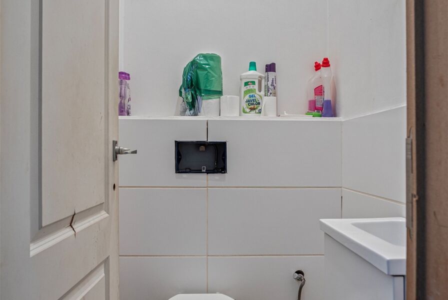Eengezins woning te koop in DEURNE