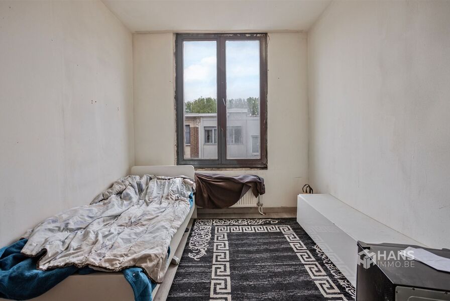 Eengezins woning te koop in DEURNE