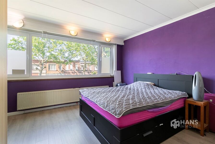 Eengezinswoning te koop in DEURNE