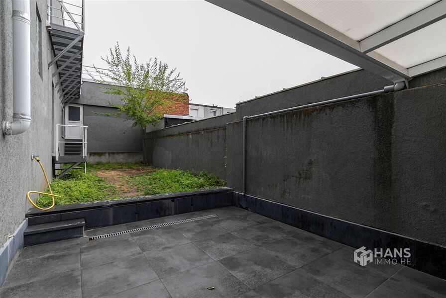 Eengezinswoning te koop in DEURNE