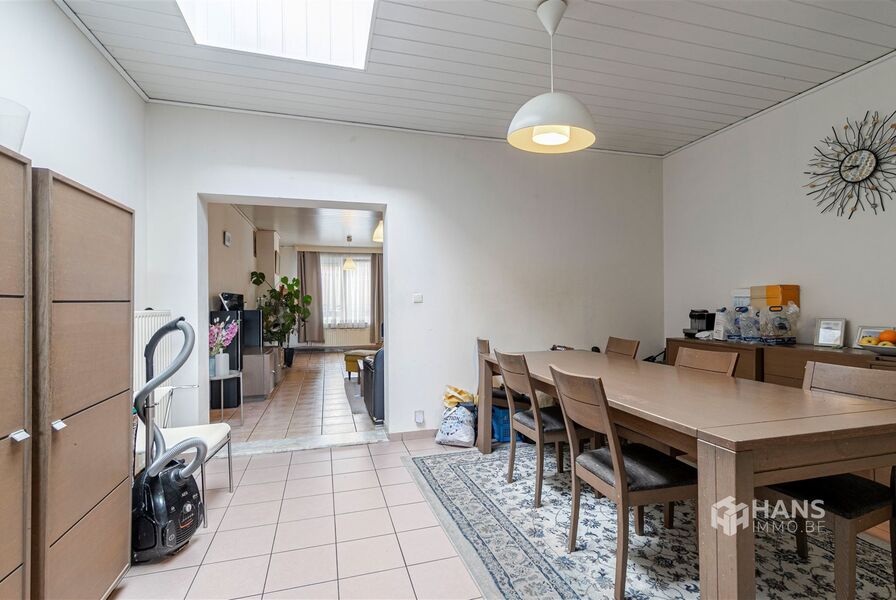 Eengezinswoning te koop in DEURNE