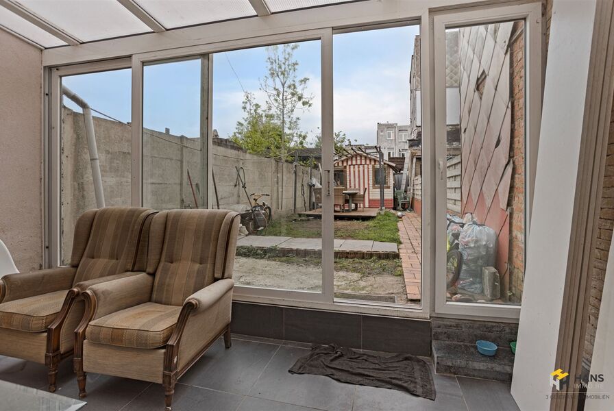 Eengezins woning te koop in DEURNE