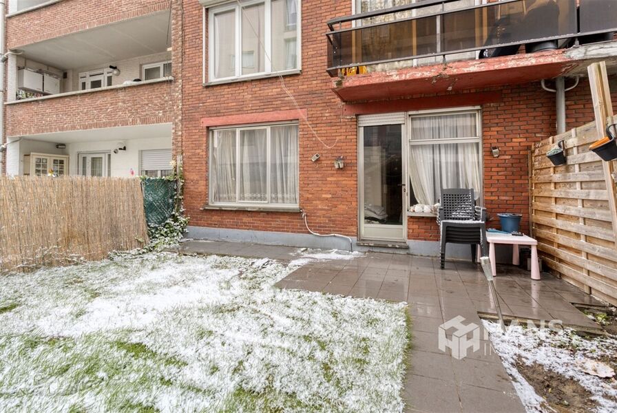 Gelijkvloers te koop in DEURNE