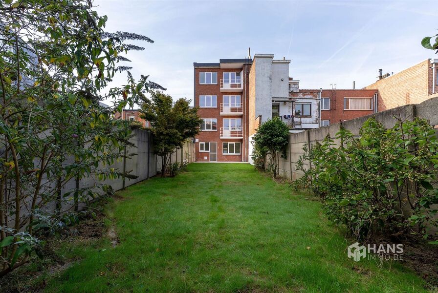 Gelijkvloers te koop in DEURNE
