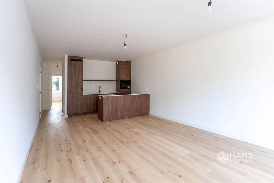 Gelijkvloers te koop in DEURNE