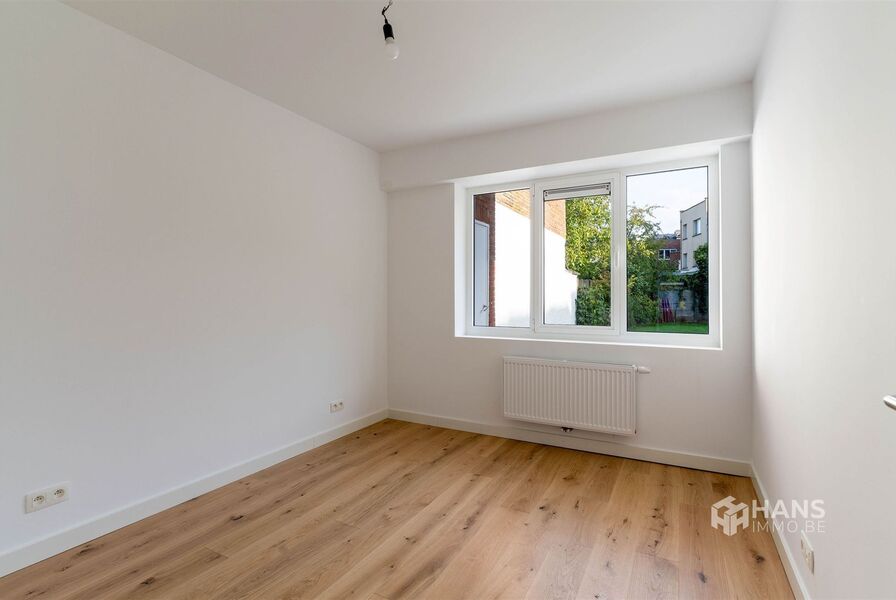 Gelijkvloers te koop in DEURNE